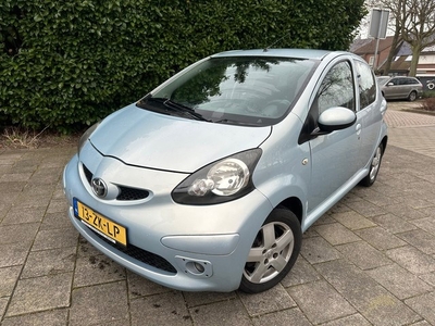 Toyota Aygo MET AIRCO & EVT NIEUW JAAR APK!