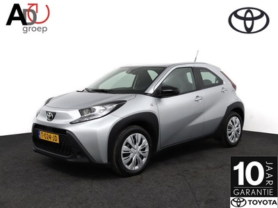 Toyota Aygo X 1.0 VVT-i MT play Airco Apple