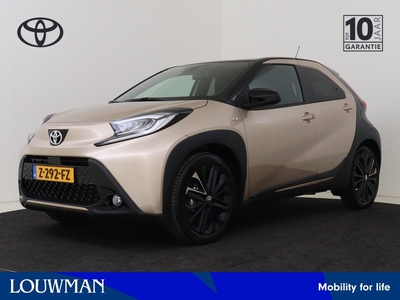 Toyota Aygo X 1.0 VVT-i MT Premium I Navigatie I Climate Control I Cruise Control Adaptief I Camera I USB I Keyless Entry/Start I Parkeersensoren Voor + Achter I JBL Sound System + Subwoofer I