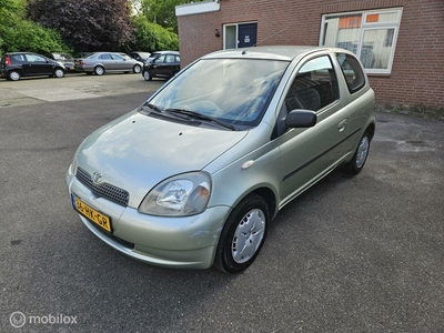 Toyota Yaris 1.3-16V VVT-i Luna