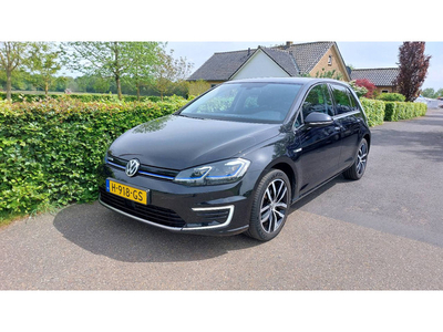 Volkswagen e-Golf E-DITION NAVI/CLIMA/PDC BJ 2020