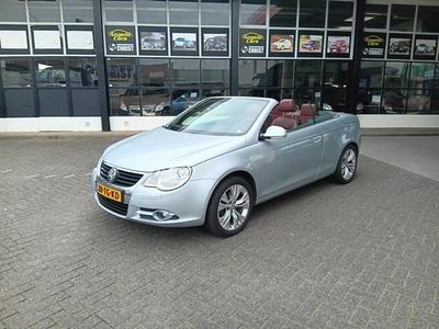 Volkswagen Eos 2.0-16v FSI