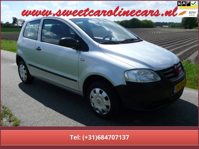 Volkswagen Fox 1.4 Trendline 2006, elektrische ramen ,stalen velgen, Incl nieuwe voorruit, Apk tot 19-11-2024, nette zuinige auto!