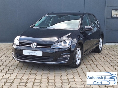 Volkswagen Golf 1.2 TSI AllStar CruiseControl- Navigatie - Achteruitrijcamera