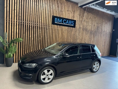 Volkswagen Golf 1.4 TSI Highline DSGClimaNaviLeer