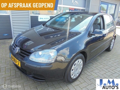 Volkswagen Golf 1.6 FSI Sportline