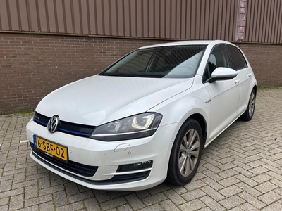 Volkswagen Golf 1.6 TDI Highline BlueMotion Navi Clima NAP