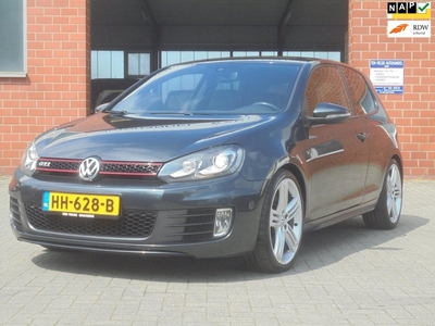 Volkswagen Golf 2.0 GTI DSG 260 PK / 410NM, Leer, Climate & Cruise control, Camera, Xenon, APK