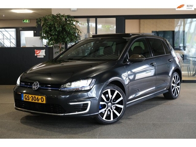 Volkswagen Golf 7 1.4 TSI GTE 204pk Pano Xenon Camera FULL