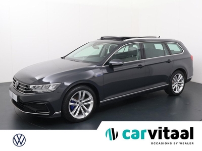 Volkswagen Passat Variant 1.4 TSI PHEV GTE Business | 218 PK | Elektrisch bedienbaar panoramadak | Elektrisch bedienbare achterklep | Lichtmetalen velgen 18