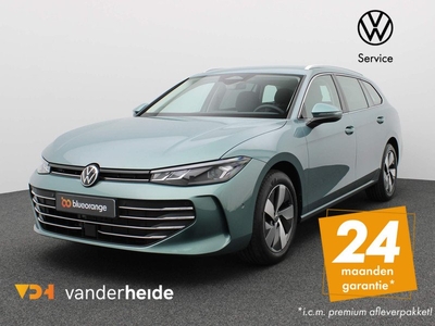 Volkswagen Passat Variant 1.5 eTSI Business 150PK DSG Achteruitrijcamera, stuur/stoelverwarming, keyless, virtual pedal, side assist, 17'' lichtmetaal