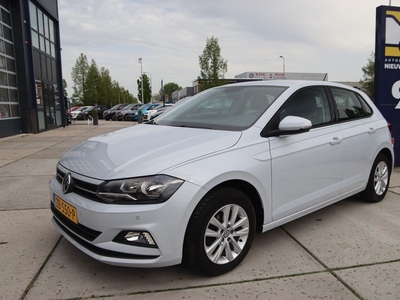 Volkswagen Polo 1.0 TSI Comfortline buss. ACC, 2x PDC, Carplay, NL auto, trekhaak LENTE UITVERKOOP!