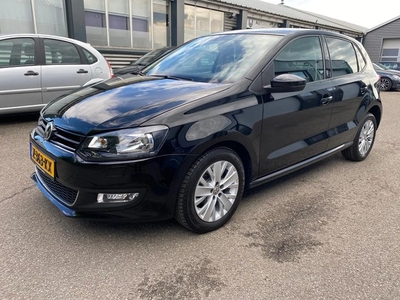 Volkswagen Polo 1.2 12v LIFE 2013 verkocht (bj 2013)