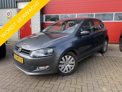 Volkswagen Polo 1.4-16V Comfortline TREKHAAK / AIRCO / CRUISE CONTROL / ELEK RAMEN / NL-AUTO