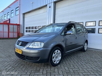 Volkswagen Touran 1.6-16V FSI/ Verkocht Verkocht Verkocht!!!