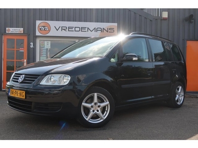 Volkswagen Touran 1.6-16V FSI Athene (bj 2004)