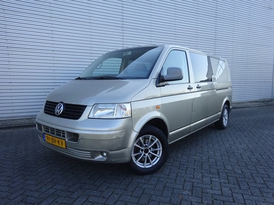 Volkswagen Transporter 2.5 TDI L2H1 DC Highline 2X