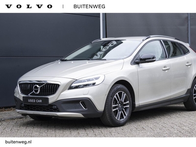 Volvo V40 Cross Country T3 Automaat Nordic+ | 1e eigenaar | Dealer onderhouden | Standkachel | Adaptive cruise control | BLIS | Parkeercamera | Parkeerverwarming | Parkeersensoren voor + achter