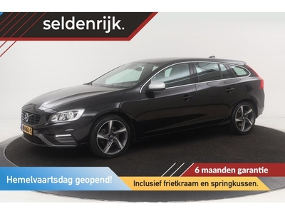 Volvo V60 1.5 T3 R-Design Trekhaak Navigatie PDC