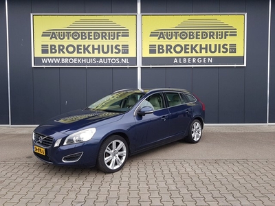 Volvo V60 1.6 T4 Summum (bj 2011, automaat)