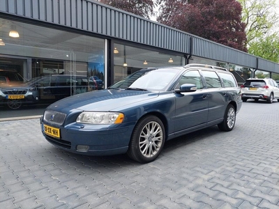 Volvo V70 2.4 Edition Sport 14 jaar dezelfde eigenaar Xenon