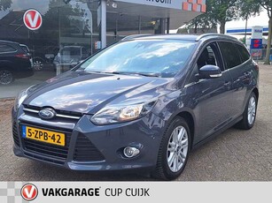 Ford FOCUS Wagon 1.0 EcoBoost Titanium Achteruitrijcamera - Trekhaak - Cruise Control - Navigatie