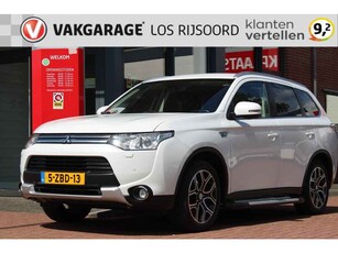 Mitsubishi Outlander 2.0 PHEV 4WD *Executive X-Line* | Trekhaak | Camera | Navigatie | Cruise & Climate Control |