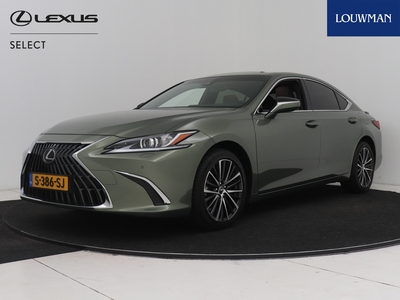 LEXUS ES-SERIE 300h Business Line | Premium Navigatiesysteem | Stoel- en stuurwielverwarming | Apple Carplay/ Android Auto |