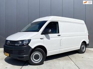 Volkswagen TRANSPORTER 28 L2H2 2.0 TDI 102pk Trendline Airco 3 Zits