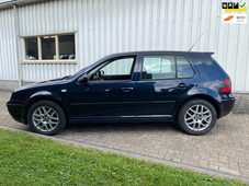 Volkswagen Golf 2.3 V5 Highline