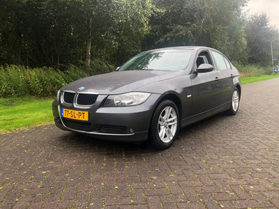 BMW 3 Serie 318i High Executive