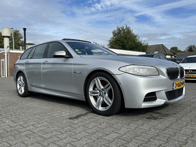 BMW 5 Serie Touring M550xd M-Sport-Pack Innovation-Pack Aut. *PANO | HUD | NIGHT-VISION | ACC | BI-XENON | VIRTUAL-COCKPIT | DAKOTA-VOLLEDER | HIFI-SOUND | NAVI-FULLMAP | SURROUND-VIEW | ECC | PDC | SPORT-SEATS | LANE-ASSIST*