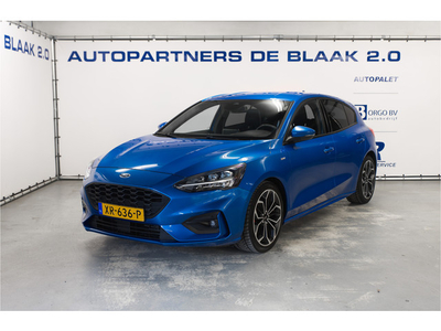 Ford Focus 1.0 EcoBoost ST Line Business - Adaptive cruise - Stoel/Stuurverwarming - Apple carplay - Climate control