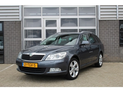 Škoda Octavia Combi 1.2 TSI Elegance Business Line /