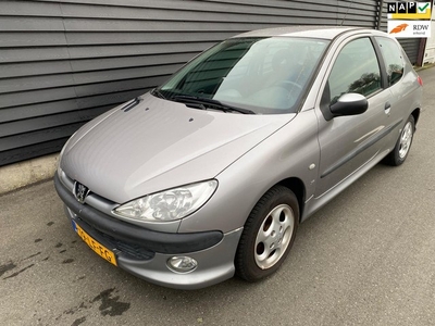 Peugeot 206 1.4 XS 2E Eigenaar Nette Auto APK t/m