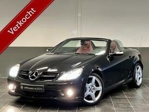 Mercedes-Benz SLK-KLASSE 350 AMG Pakket Full | Airscarf | Stuurverw. | Stoelverw. | Navi | Leder |