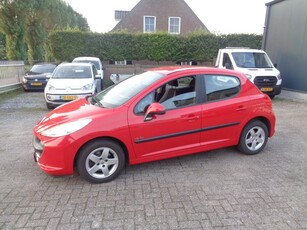 Peugeot 207 1.4 VTi Look Airco, LM velgen (bj 2009)