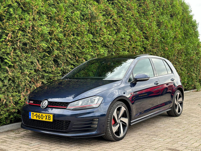 Volkswagen Golf 2.0 TSI GTI Performance Panorama 230pk