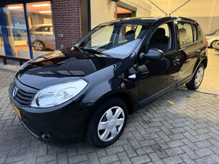 Dacia Sandero 1.2 Aniversare