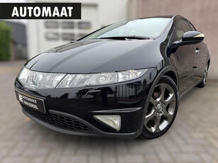 Honda Civic 1.8 Executive AFN. TREKHAAK / PDC / CAMERA / CRUISE / PANORAMADAK / STOELVERW.