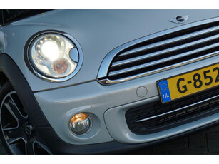 Mini Clubman 1.6 Cooper Chili - White Silver - 18'' - Leder/Clima/Cruise