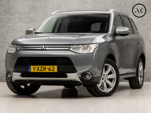 Mitsubishi Outlander 2.0 PHEV X-Line Sport 203Pk Automaat (NAVIGATIE, CLIMATE, KEYLESS, CAMERA, LEDEREN SPORTSTOELEN, CRUISE CONTROL, NIEUWE APK, GETINT GLAS, NIEUWSTAAT)