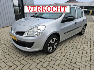 Renault Clio 1.4-16V Authentique NW Model, 121.333 KM, Nederlands Geleverd