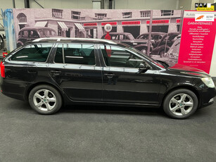 Skoda Octavia Combi 1.2 TSI Elegance Business Line XENON TREKHAAK