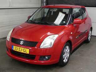 Suzuki Swift 1.3 Exclusive - Automaat - Airco - KeyLess - Trekhaak