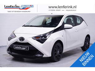 Toyota Aygo 1.0 VVT-i x-play Achteruitrijcamera Apple Carplay 1e Eigenaar NAP