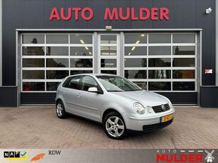 Volkswagen Polo 1.4 16V 75PK TURIJN / CRUISECONTROL AIRCO RIJKLAAR!