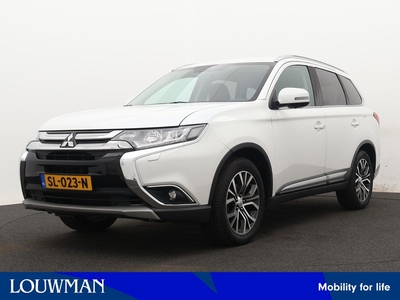 Mitsubishi Outlander 2.0 Connect Pro | Apple Carplay/Android Auto | Stoelverwarming | Keyless Entry |