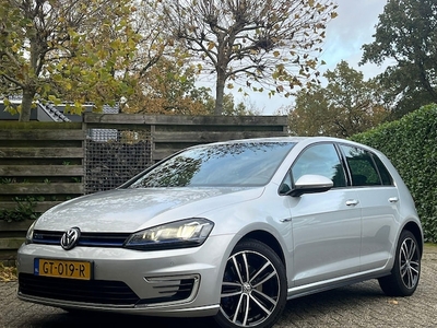 Volkswagen Golf Benzine