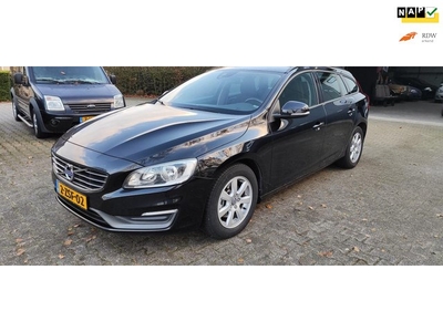 Volvo V60 1.6 D2 Kinetic bj 2014 airco/navi